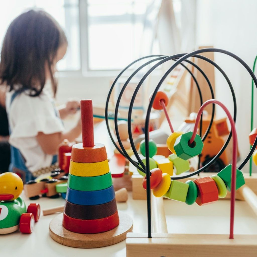 Play or Learn? How to Choose Educational Toys for Your&nbsp;Family